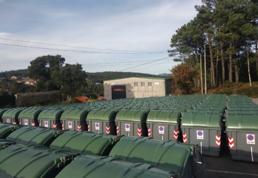 Comeza o proceso para dotar ao municipio de novos contedores para a recollida de lixo mediante camións de carga lateral